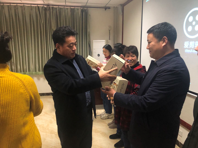 1597114090566296.png a961d4fa0e7d69f3012af236828eead.png